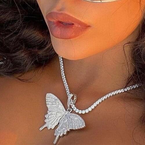 1 Pcs Women Crystal Necklace Beach Fashion Gems Beaded Butterfly Pendant Silver Color Clavicle Chain Ladies Charm Jewelry