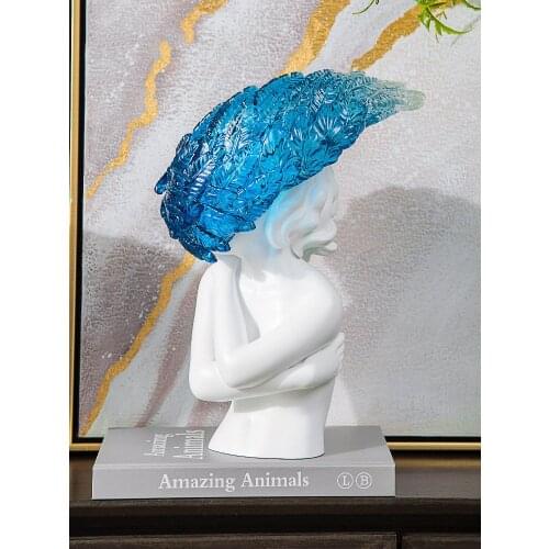 Nordic Luxury Muse Goddess Character Resin Accessories Home Livingroom Desktop Figurines Decoration TV Cabinet Sculpture Crafts