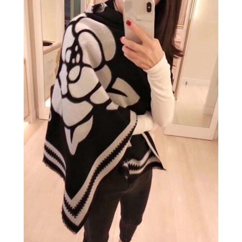 Ladies Girls Flower Printed Cashmere Wraps Scarf Shawls Poncho Neck Hijab Beach Female Pashmina Winter Warm Scarf Gift