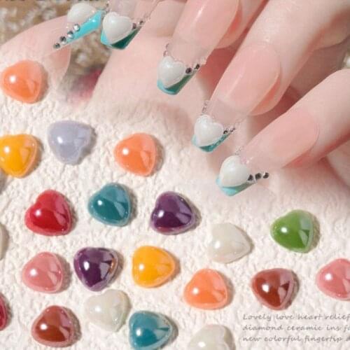 50pcs Ceramic Three-dimensional Peach White Mixed Color heart Pearl Rhinestone Shiny Love Heart DIY3D Nail Art Decoration