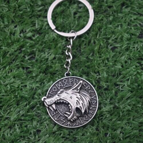 Round Odins Wolf Rune Keychain Nordic Viking Wolf Head Pendant