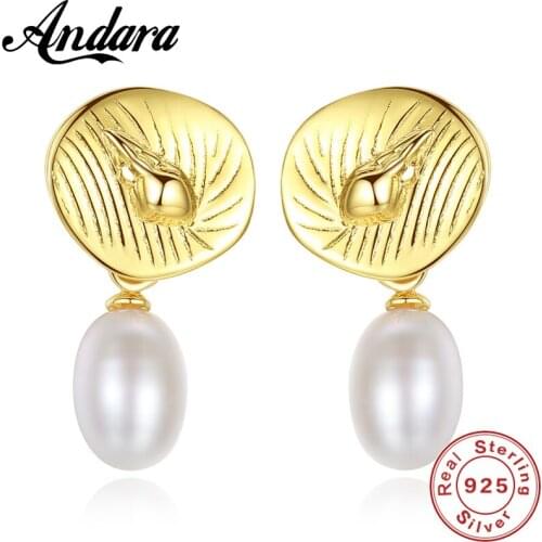 Luxury Hot Sale S925 Sterling Silver Pearl Stud Earrings Natural Pearl Small Conch Gold Color Earring For Women