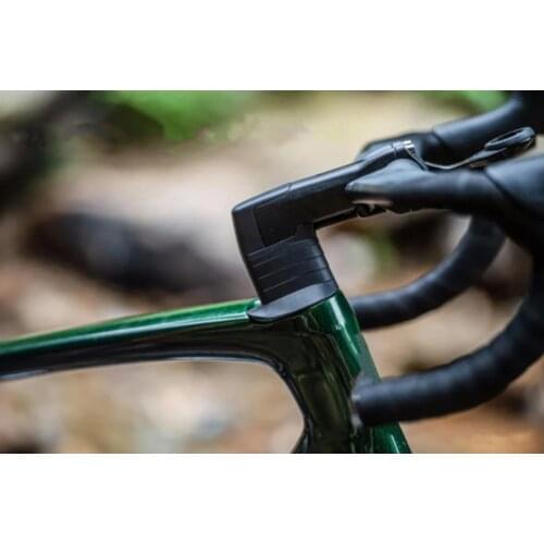 High quality and speed carbon road bike frame thru axle 142*12mm SL7 disc brakes 700C road bicyle frames BSA bottom bracket