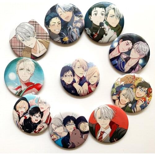 10Pcs/Set Anime Yuri on Ice Figure Pins Brooches Badge Chest Ornament Cosplay Itabag Bag Clothing Accessoies Cosplay Gift