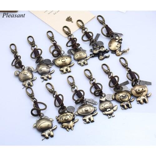 12 Zodiac Vintage Leather Keychain Jewelry Creative Hand-woven Small Gift Personality Simple Car Bag Key Pendant