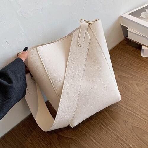 Solid Color PU Leather Crossbody Bags For Women Bucket Bags 2021 new Lady Handbags With Wide Belt Travel Shoulder Bags Casual