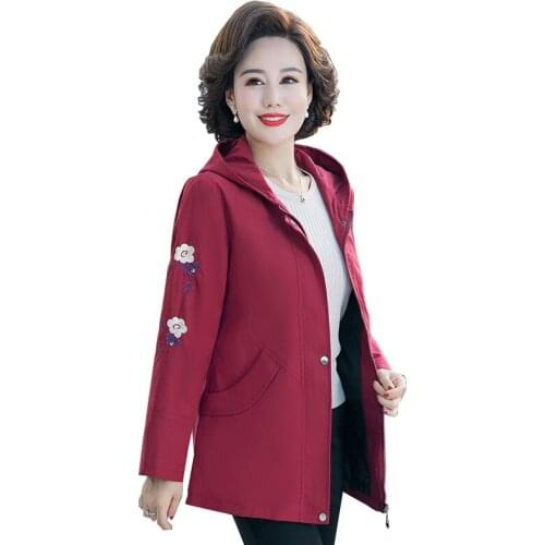 Womens Windbreaker Spring Autumn Outwear Middle Elderly Outerwear Women Hooded embroidery Trench Coat Casual Loose Tops R974