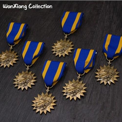 Top quality America US hero badge WWII WW2 AIR Medal with box for collection