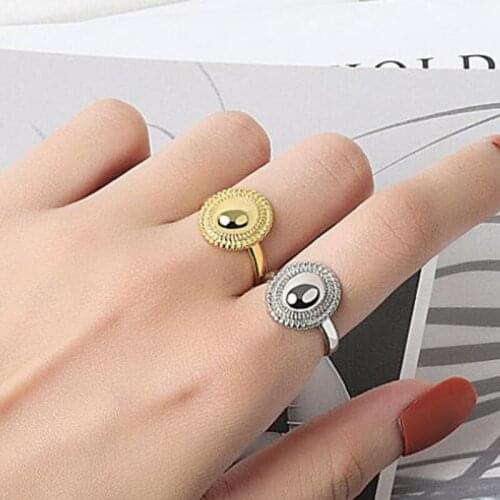 2020 New Korean Womens Flower Ring Punk Fashion Retro Small Round Bead Ring Party Couple Ring Gift for Men Viking Anillos панк