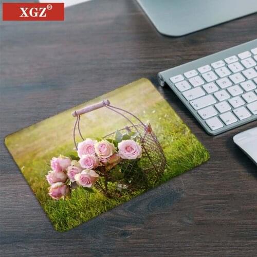 XGZ Promotional Gaming Mouse Pad Small Pink Chrysanthemum 220x180x2mm Comfortable Simple Design Speed Mouse Pad Rectangle