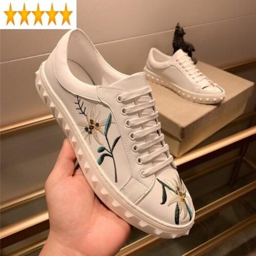 White Men Embroidery Luxury Mixed Colors Real Leather Flat Sneakers Street Rivets Lace Up Casual Low-Top Shoes Zapatillas