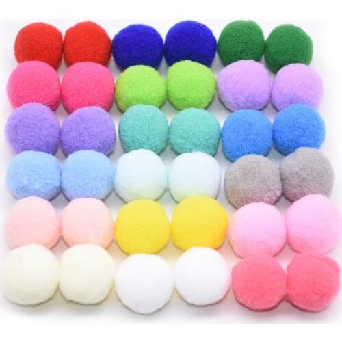 100pcs 15mm-25mm Fluffy Soft Pom Poms Pompoms Ball Handmade Pom Poms Felt Balls Wedding Decor DIY Crafts Garment Sewing Supplies