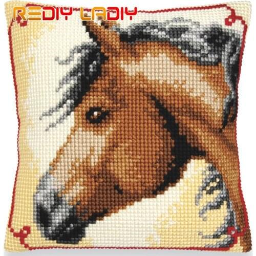 DIY Cross Stitch Cushion Cover Horse Face Needlepoint Kits Pre-Printed Canvas Thick Yarn Cross-stitch Pillow Case Art and Crafts