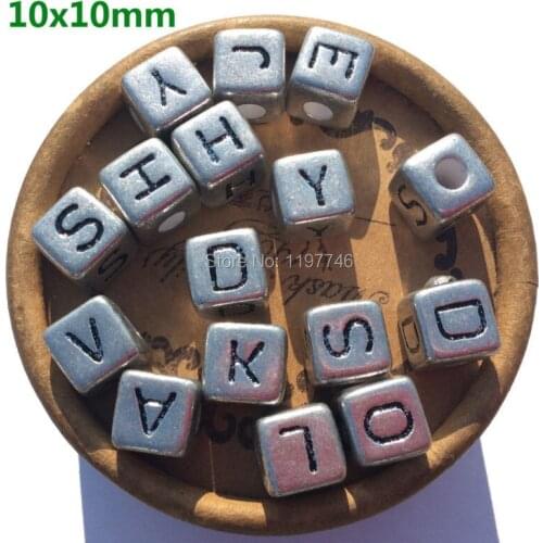 Silver Plated Mix Cube Letter Alphabet 10mm Beads 2019 Latest Jewelry Findings Charms DIY Necklace Making For Kids Women 550pcs