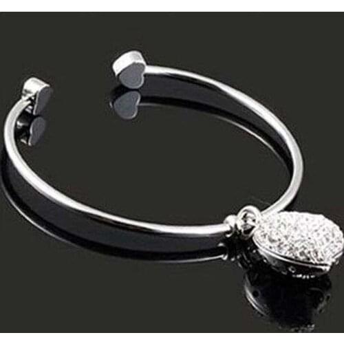 Full Shiny Crystal Dangle Heart Pendant Opening Adjustable Silver Plated Golden Metallic Bracelets & Bangles for Women