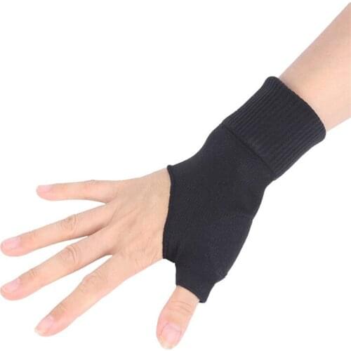 1 Pair Compression Wrist Sleeve Half Gloves Wristband Solid Color Bracers Sports Fitness Thumb Splint Hand Protector Bracer