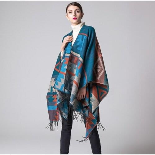 Brand Designer Womens Winter New Cashmere Thickening Tassel Blanket Poncho Cape Shawl Oversize Cloak Wrap Shawl Coat Travel Tops