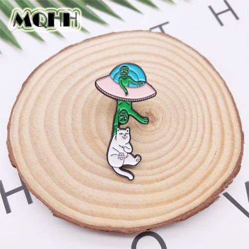 Cartoon Fun Alien Spaceship Cat Funny Enamel Pin Alloy Brooch Badge Bag Accessories Woman Jewelry Gift For Friends