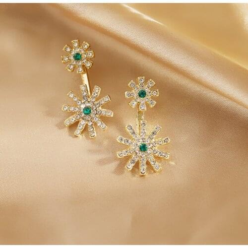 Korean Girl Earrings Fashion New Net Celebrity Temperament Wild Green Crystal Petals A Pair Of Wearing Earrings Womens Clothing