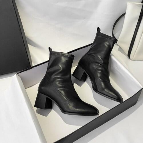 Childrens boots 2020 new Martin boots square toe thick heel nude boots British style Chelsea short boots Q10-86