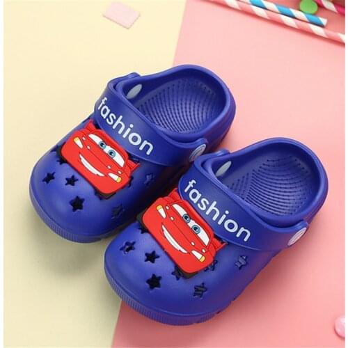Disney childrens slippers new soft-soled garden shoes car summer hole shoes non-slip sandals and slippers