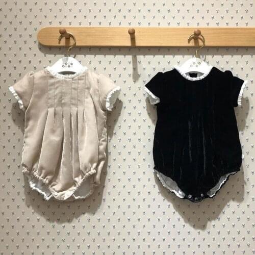 Vintage Baby Girls Romper Summer Silk Surface Pleated Princess Girls Jumpsuit for Newborn Girls Party Wedding Costumes Playwear