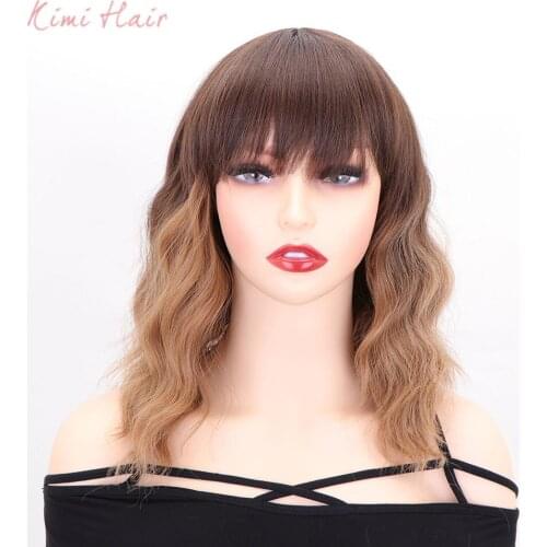 Kimi Hair Short Synthetic Wavy Wig with Bangs for Women Natural Brown Mixed Color Bob Wigs Heat Resistant Fiber