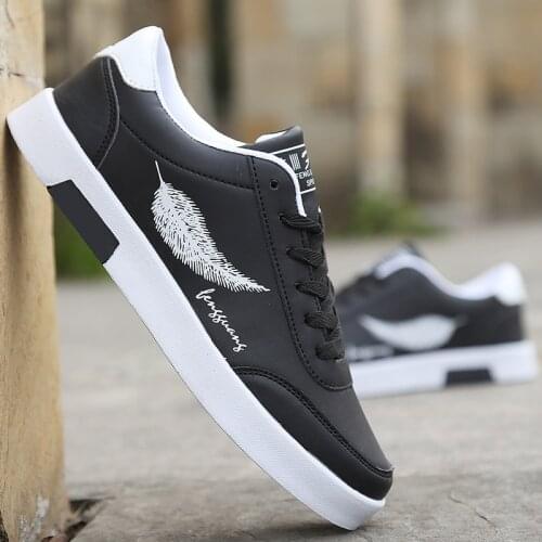 New Men Casual Shoes Flats Fashion Spring Casual Sports Shoes Men Breathable Black Casual Men Shoes White