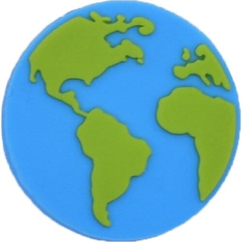 10 pcs Kids Boys Favor Birthday Presents Outer Space Earth Robort Hole Shoe Ornaments Bracelet Charms XH-36-37