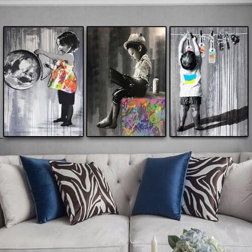 Banksy Graffiti Art Little Girl and Boy Canvas Painting Street Graffiti Pop Art Posters Kid Room Wall Decorative Picture Caudros