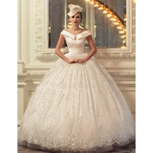 Hot Sale Fashion Ball gown Lace Vintage Wedding Dresses Full Length appliques vestidos de noiva bridal gowns
