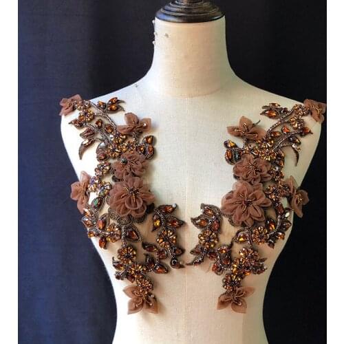 1 pair Tan Brown Crystal Applique With 3D Flower Crystal Applique Rhinestone Bodice Applique Wedding Dress Sash Bridal Belt Head
