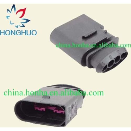 1J0973824 Free shipping 5sets 4Pin 3.5mm Pigtail Plug Wiring Connector case