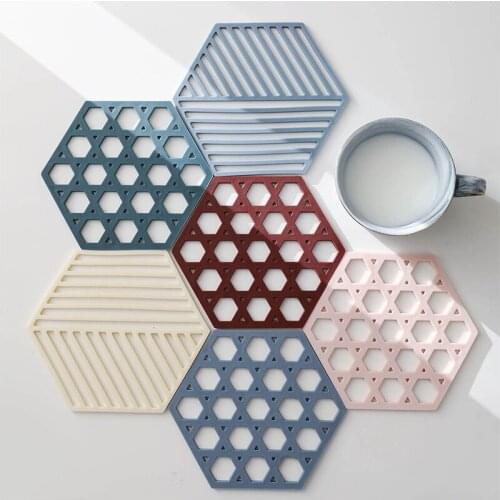 2/4PC Creative Soft TPR Coaster Milk Coffee Drink Geometric Coasters Heat Resistant Non-Slip Placemat For Table Mat Home Decor
