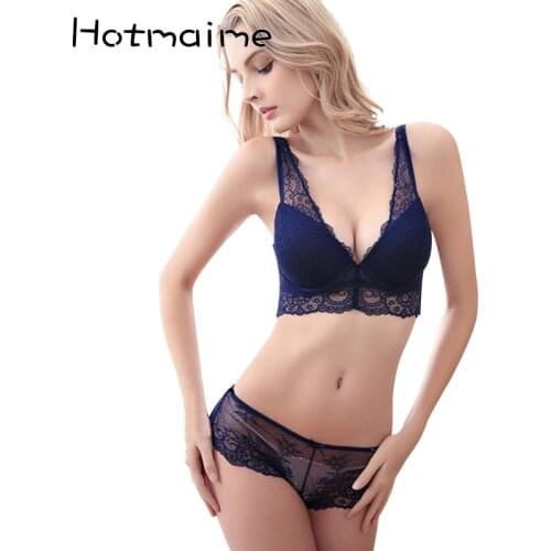 2017 New lace sexy underwear set 4 breasted deep V-neck small adjustable push up bra set