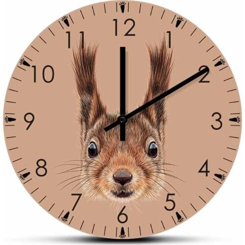 Squirrel Portrait With Paws Printed Wall Clock Modern Design Woodland Animal Home Décor Nature Wildlife Silent Quartz Wall Watch