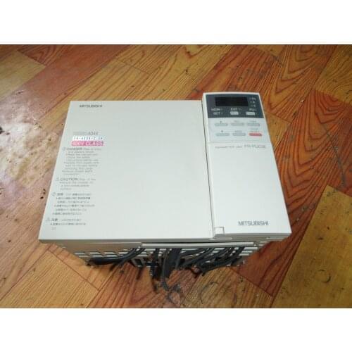 FR-A044-2.2K 2.2KW 380V inverter , used in good condition . 80% appearance new , good working , free shipping