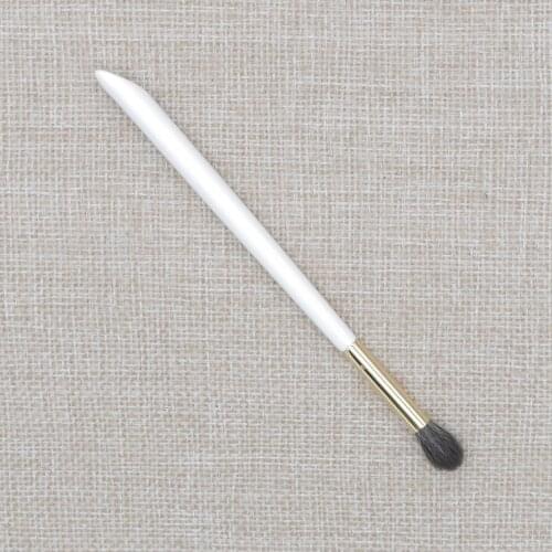 K222 Professional Handmade Makeup Brushes Blue Squirrel Goat Hair Eye Shadow Blending Brush White Handle Cosmetic Make Up Brush