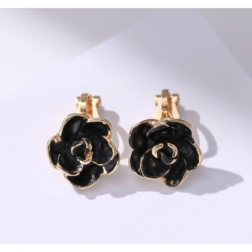 Black Gypsy Wild Rose Gold Plate Earring Clip Woman Dark Flower Vintage Design Earrings Woman Charm Dance-ball-party Ear Jewelry