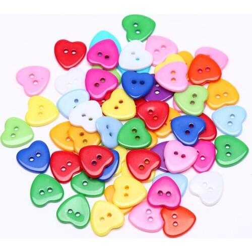 100pcs 15mm Mixed Heart Shaped Resin 2 Holes Buttons Sewing Baby Crafts Pretty Button Scrapbooking Cardmaking