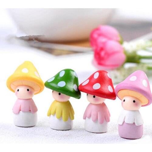New Style Lovely Mushroom Doll Micro Landscape Bonsai Dollhouse Home Decor Gift Garden Yard Figurines Supplies Accessories