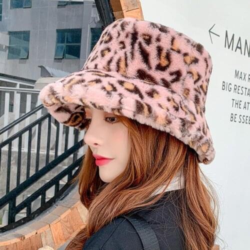 Sweet and Lovely Ladies Fisherman Hat Autumn and Winter Korea Japan Bucket Hat Warm Retro Leopard Print Plush Bucket Hat