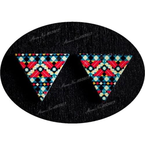 15 x 17mm Triangle Wood Laser Cut Cabochon beads to make DIY Rings, Earrings, Brooch, Necklace pendant