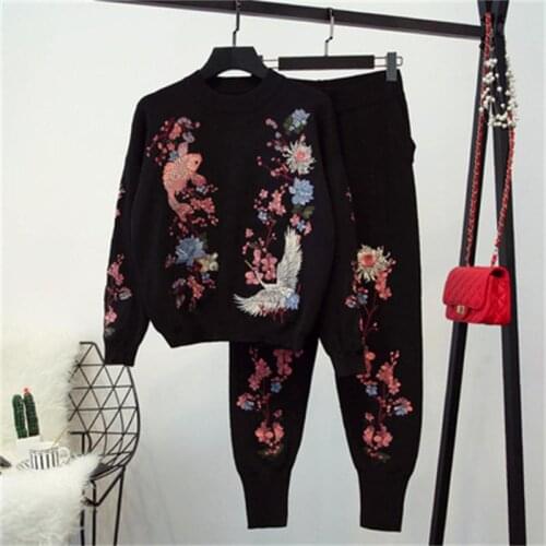 Fashion sweater set female Spring winter New High-end Heavy Industry Embroidered Long Sleeve Loose Sweater + Casual Pants Set