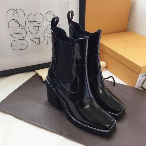 Eveline Nunes Women's Boots