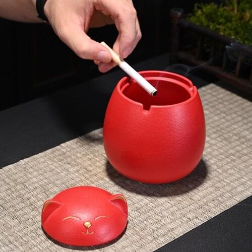 Cartoon Cute Storage Tank Ceramic Ashtray Cover Lucky Cat Multi-function Soot Collect Room Household Anti-fly Ash Ashtray Decor