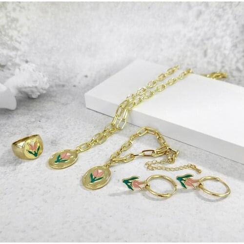Gold Color Alloy Tulips Flower Necklaces Thick Chain Cameo Coin Pendant Chokers Necklaces for Women Vintage Necklaces Jewelry