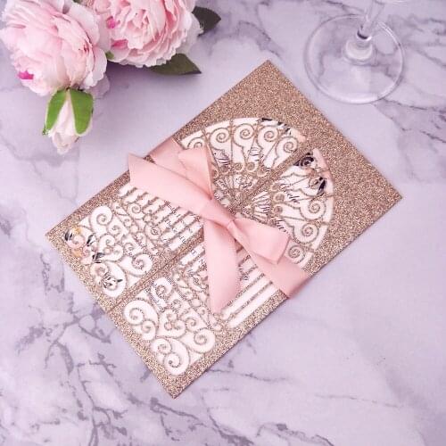 50pcs Rose Gold Glittery Laser Cut Gate-fold Wedding Invitation with Ribbon and Envelope Red Silver Blue Anniversary Invites