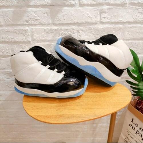 Hot Sale Men Slippers Winter Slipper Lovers Sneakers Winter Warm Shoes Bread Fat Slippers Cute Slides Couples Slides Slip On