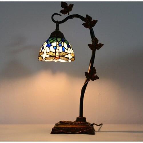 Tiffany Living Room Restaurant Hotel Villa Retro Study Light Painted Small Glass Lampshade Table Lamp E27